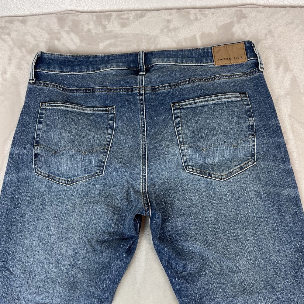 American Eagle Jeans Mens 36x30 Blue Denim Original Bootcut Whisker Casual - Picture 11 of 12